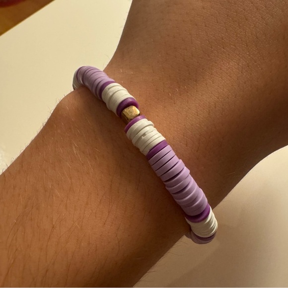 Purple and white bracelet - Picture 2 of 2